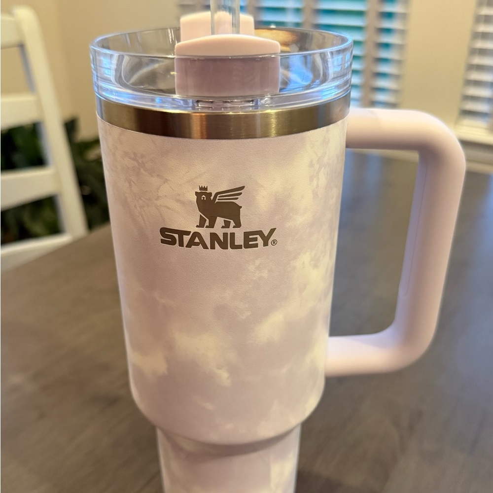 Stanley Purple and White Tye Dye Insulated Drinkware with Handle